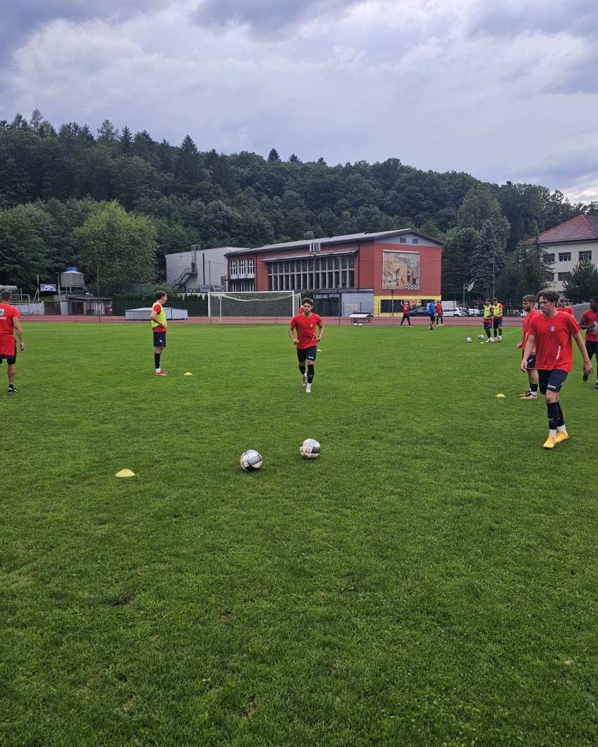 Trening članske ekipe na stadionu